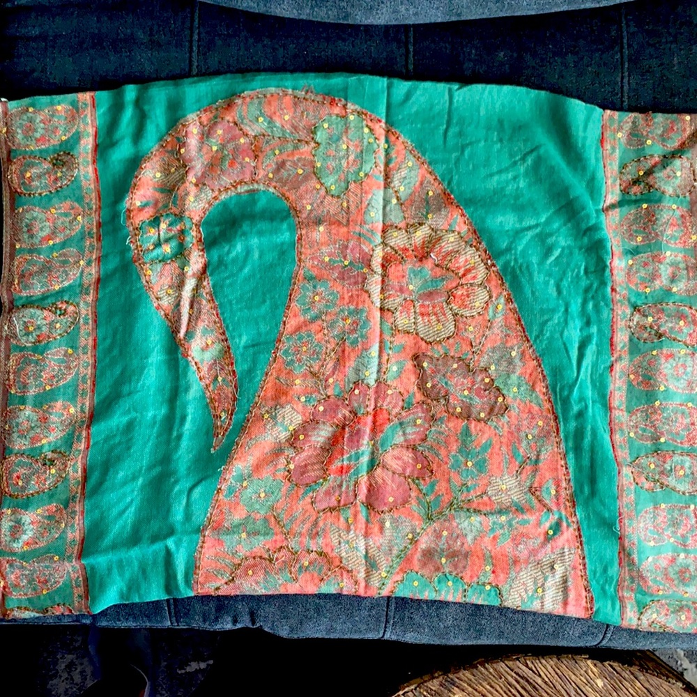 Women scarf, free size and hand made